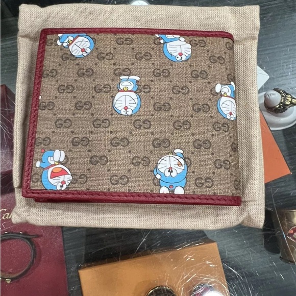 Auth Gucci x Doraemon Bifold Wallet **Rare - Picture 6 of 8